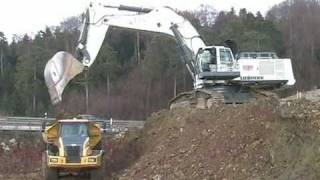 Liebherr R984C 2pass loading 40t trucks [upl. by Phillips283]