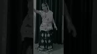 Dhuso baje reRajasthani song💫Rajasthani dance✨Moti Khan song🎶trending 💫 [upl. by Essilrahc]