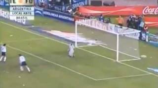 Golazo Riquelme a Brasil 2005 [upl. by Downs]