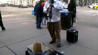 Awesome Chicago Clarinet Jazz Street Performer Kaliq Woods On Michigan Ave  4911 [upl. by Dinny]