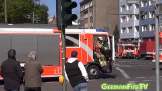 Hochhausbrand  Straße der Pariser Kommune  Friedrichshain [upl. by Avie]