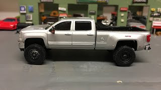 Custom 164 Greenlight Chevy 3500 Dually 4x4 Truck duramax [upl. by Keung]