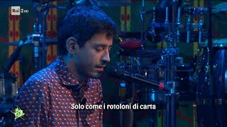 Valerio Lundini canta quotI figli degli altriquot  Bar Stella 23052023 [upl. by Hume]