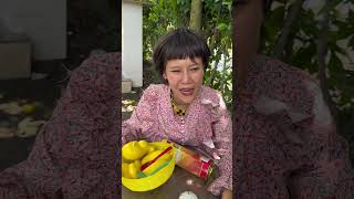 ĂN BÁNH MÌ HAY ĐÙI GÀ shorts funny haihuoc [upl. by Issej]