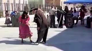 Pachucos bailando oldies en ciudad juarez [upl. by Thgirw]