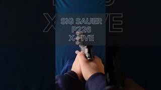 SIG SAUER P226 XFIVE by Cybergun KWC plinking con TMC Target 6mm Airsoft [upl. by Leia]