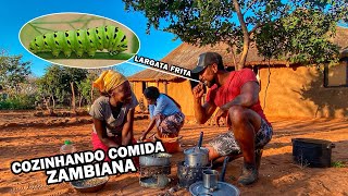 Cozinhando comidas típicas zambianas com locais [upl. by Roselane673]