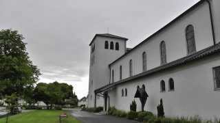 StMichaels Kirche in ArnsbergNeheim Glockenläuten [upl. by Atnima]