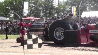 Tractor Pulling Füchtorf am 282942012 [upl. by Anelrats]