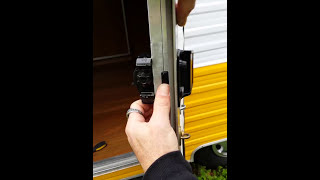 Trimatic Caravan Door Lock Millard Viscount Franklin York Chesney Golf [upl. by Enej650]