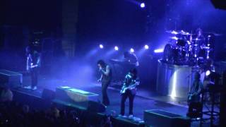 20091215 Papa Roach with Shinedown  Rockford MetroCentre  Beautiful Day U2 Cover [upl. by Tteragram155]