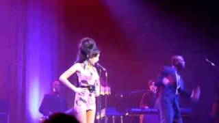 Back to Black live at Zenith in Paris  Amy Winehouse [upl. by Enaxor]