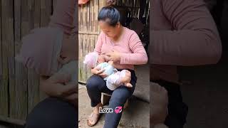 breastfeeding baby newborn shortvideo duet foryou viralvideo mom trending shorts [upl. by Hukill]