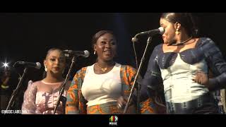 SALIF KEITA  CONCERT LIVE DU FESTIVAL SUR LE NIGER 2023 [upl. by Llednov]