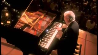 Beethoven  Piano Sonata No 2 in A major  Daniel Barenboim [upl. by Daigle905]