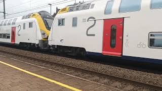 station bilzen en overweg rooi [upl. by Lyred]