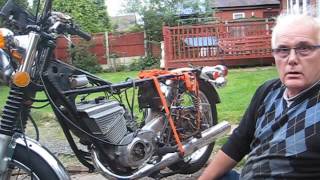 removing damaged crosshead screws from motorcycle [upl. by Latia]