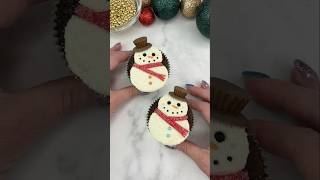 Snowman cupcakes ⛄️ cutecake cakeart cakedbyrach christmasbaking snowman shortsfeed shorts [upl. by Maite]