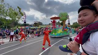 2022•Apr18 SeaWorld Orlando Sesame Street Parade [upl. by Rojas42]