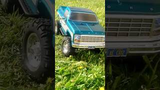 Team associated Ford f150 custom scale crawler shorts [upl. by Eniamzaj]