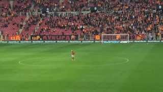 Wesley Sneijder leads Galatasaray fans in amazing celebration [upl. by Ettenna647]