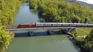 Züge am Wasserschloss  Zug trainfart train [upl. by Heidie]