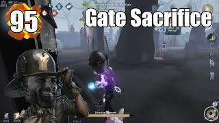 Being The Sacrifice Is A Good Strategy  Survivor Rank  Identity V  Ep95 [upl. by Nalaf867]