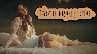 Sarah 💋 TACCHI FRA LE DITA Testo [upl. by Ahab]