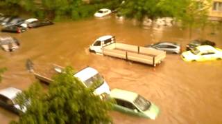 Bucuresti sub ape  inundatii [upl. by Nies]