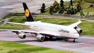 🔥 Worlds BIGGEST MINIATUR AIRPORT 187 with FLYING PLANES ✈️ Miniatur Wunderland [upl. by Auhoj]