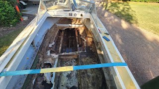 Restoring an old fibreglass boat must see How to prep the hull for rebuilding old boat Rebuild [upl. by Bores200]