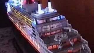 Queen Mary 2 Model lit with LEDs [upl. by Oetam]