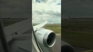 Westjet 787 landing Paris [upl. by Barnebas259]