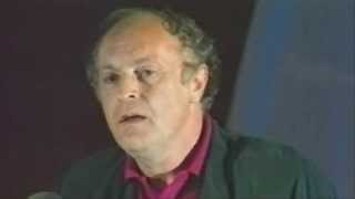 Joseph Brodsky recites quotNature Mortequot  Иосиф Бродский quotНатюрмортquot 1989 subtitled Eng Rus [upl. by Tedric]