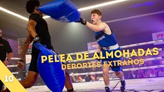 Campeonato de peleas de almohadas profesional Pillow Fight  Deportes Extraños [upl. by Nnail]