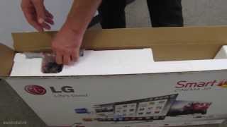 LG Smart TV 32LA6608  Unboxing [upl. by Aletha81]