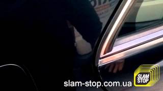 Доводчик двери на Mercedes S320 W220 – Дотяжка автомобильных дверей SlamStop [upl. by Granthem468]