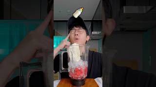 How to make strawberry yogurt smoothie [upl. by Swithbart]