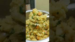 Quick recipeரவா கிச்சடிHow to make rava kichadi recipe in tamiltiffin recipe shortsvideoshorts [upl. by Enimsaj]