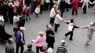 Farewell of Slavianka Прощание Cлавянки  Aleksandrovskiy Park Moscow [upl. by Alyaj]