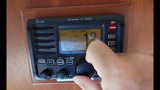 ICOM 504 VHF backlight and fog horn functions [upl. by Christoper]