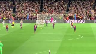 FCBarcelonaLiverpool Gol Messi de falta [upl. by Sissel]