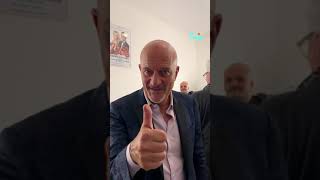 Claudio Bisio vi aspetta a Zelig  Zelig Shorts [upl. by Ahsille]