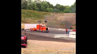 1400hp Kenworth vs Dodge Challenger 64 [upl. by Koffman]