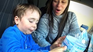 BEBENDO AGUA NO CARRO Daily Vlog em Familia  Brancoala Maikito e Craudete [upl. by Dnalevelc976]