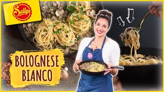 Bolognese Bianco  Maggi Fix  Nachgemacht – Original trifft Sally  Sallys Welt [upl. by Bullard]