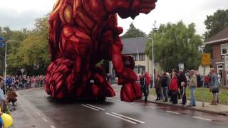 Bloemencorso Lichtenvoorde 2015  Corsogroep Hooiland [upl. by Katey]