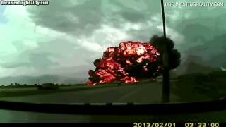 747 crashes explodes on tape  USA NOW video [upl. by Aneele949]