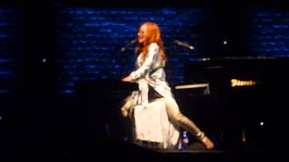 Tori Amos Floating City Oakland July 21 2014 [upl. by Sabah]