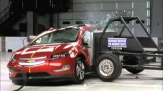 2011 Chevrolet Volt front and side crash tests  Consumer Reports [upl. by August]